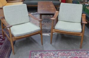 Finn JUHL (1912-1989) pour FRANCE & SON DANEMARK - 3 600 €